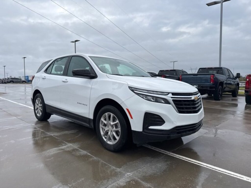 Used 2024 Chevrolet Equinox LS SUV