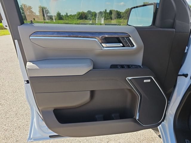 2026 Chevrolet Silverado 1500 LTZ - Photo 22