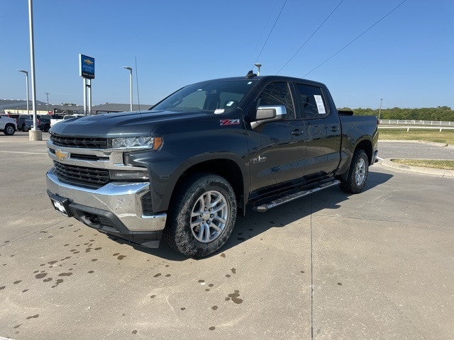 Used 2019 Chevrolet Silverado 1500 LT with VIN 1GCUYDED4KZ193880 for sale in Glenpool, OK