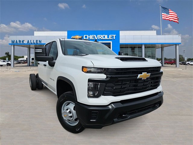 2026 Chevrolet Silverado 3500HD Work Truck's photo