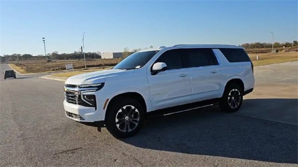 New 2026 Chevrolet Suburban LS SUV