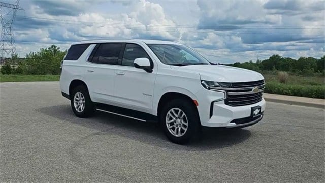 Used 2023 Chevrolet Tahoe LT with VIN 1GNSKNKDXPR355786 for sale in Glenpool, OK