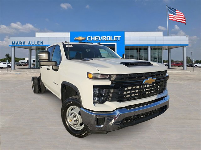 2026 Chevrolet Silverado 3500HD Work Truck's photo