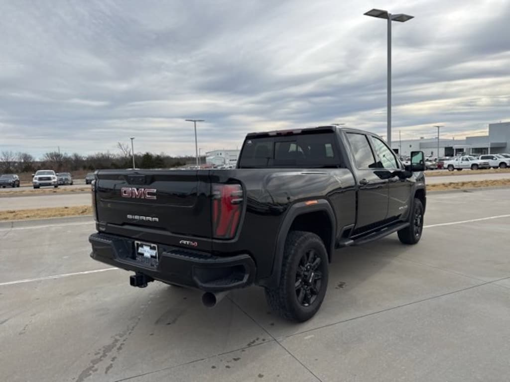 Used 2025 GMC Sierra 2500 HD AT4 Truck Crew Cab