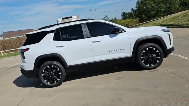 2027 Chevrolet Equinox RS - Photo 8