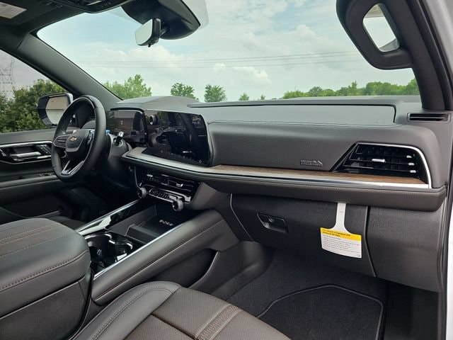 2026 Chevrolet Suburban High Country - Photo 30
