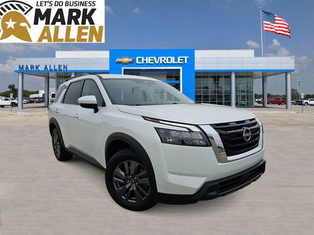 2025 Nissan Pathfinder SV 2WD's photo