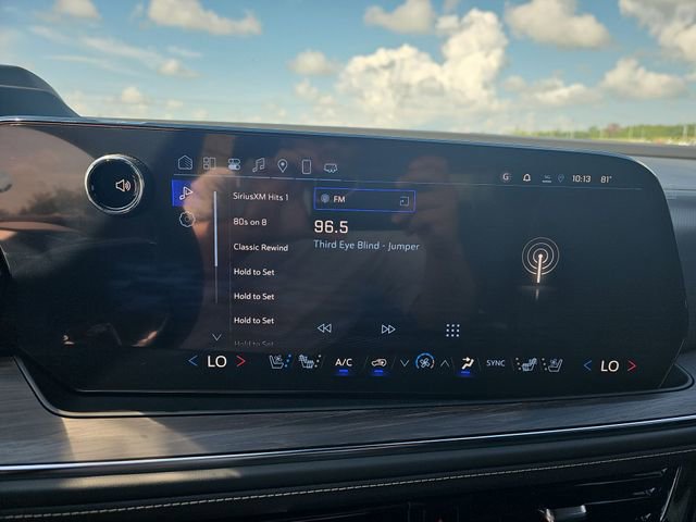 2025 Chevrolet Tahoe Premier - Photo 13