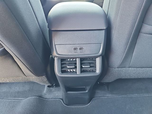 2026 Chevrolet Equinox LT - Photo 21