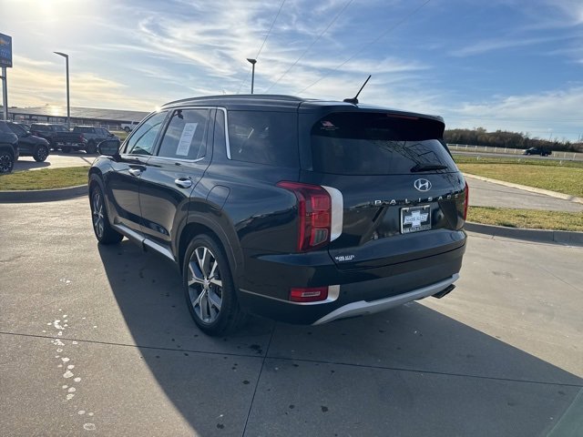 2020 Hyundai Palisade SEL photo 2