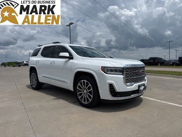 2023 GMC Acadia Denali AWD's photo