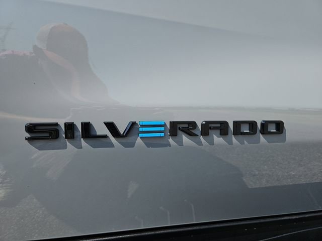 2026 Chevrolet Silverado EV LT - Photo 31