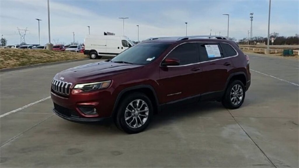 Used 2019 Jeep Cherokee Latitude Plus SUV