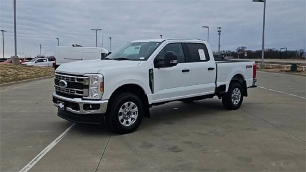 Used 2024 Ford Super Duty F-250 SRW XLT Truck Crew Cab