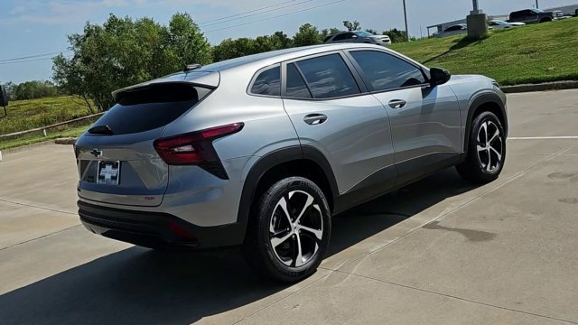 2026 Chevrolet Trax RS - Photo 8