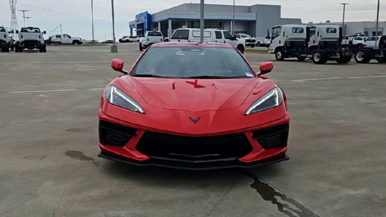 2026 Chevrolet Corvette Stingray 2LT photo 3