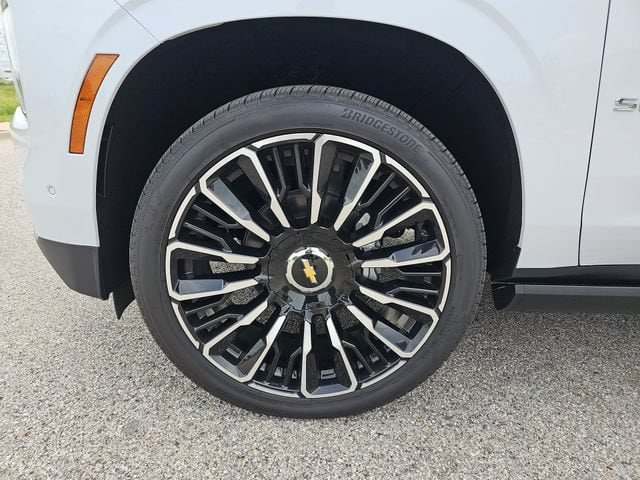 2026 Chevrolet Suburban High Country - Photo 34