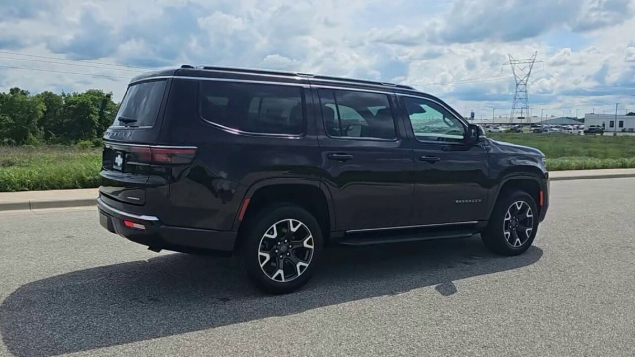 2023 Jeep Wagoneer Series III - Photo 43