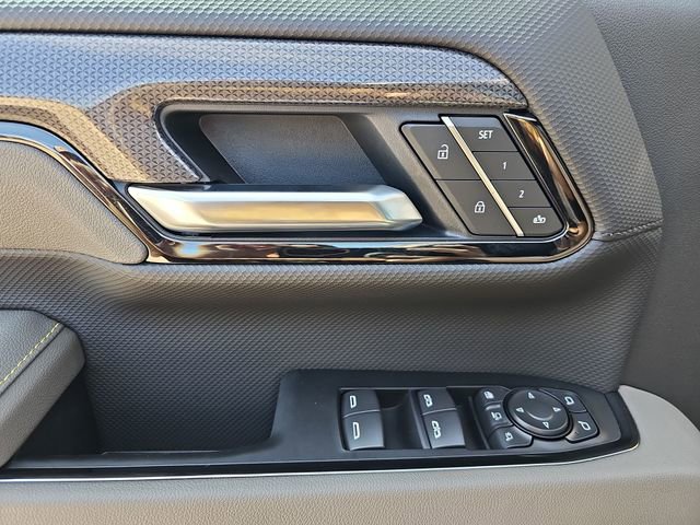 2026 Chevrolet Silverado 2500 HD ZR2 - Photo 24