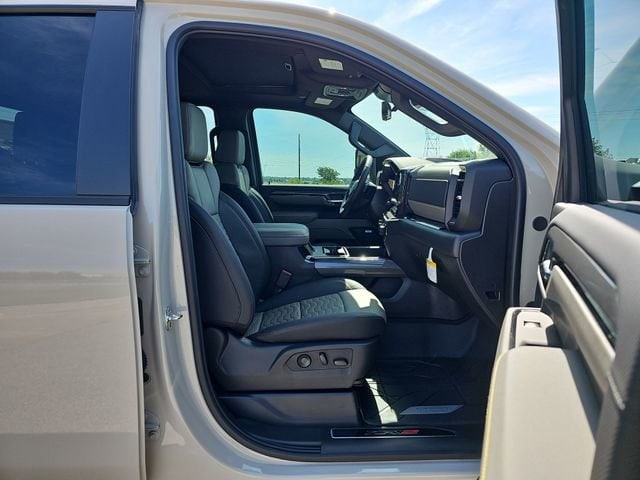 2026 Chevrolet Silverado 2500 HD ZR2 - Photo 29