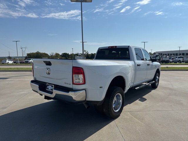 2024 Ram 3500 Tradesman photo 4