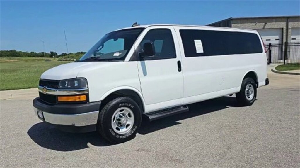 Used 2021 Chevrolet Express Passenger 3500 1LT Van Extended Passenger Van