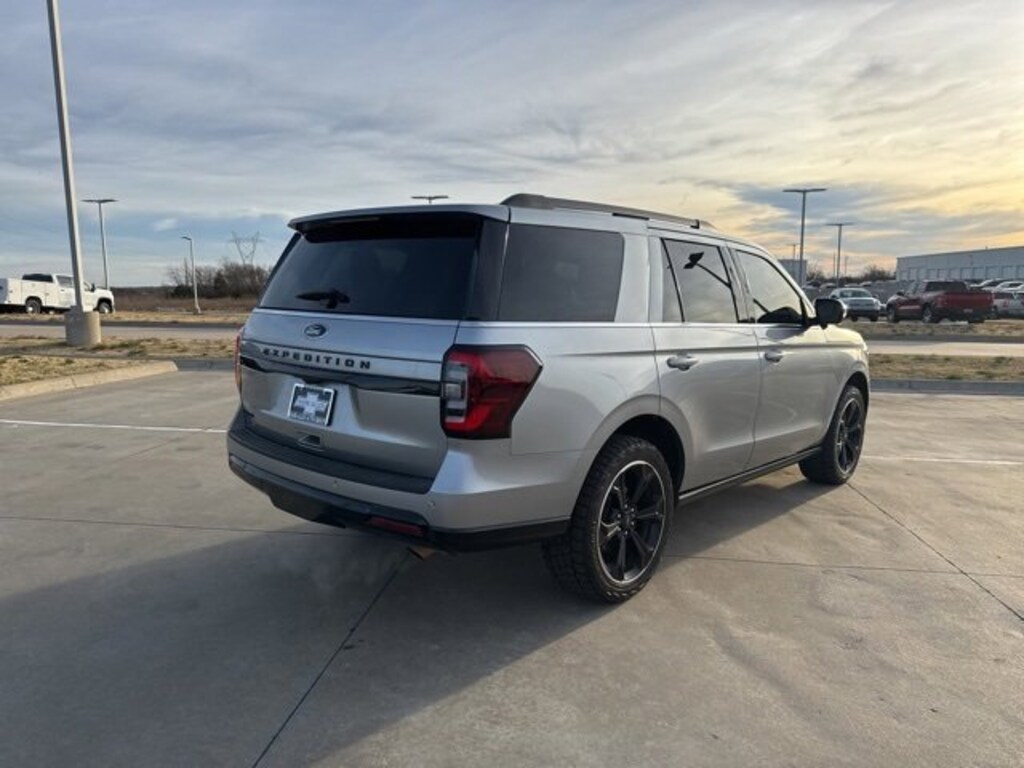 Used 2023 Ford Expedition Limited SUV