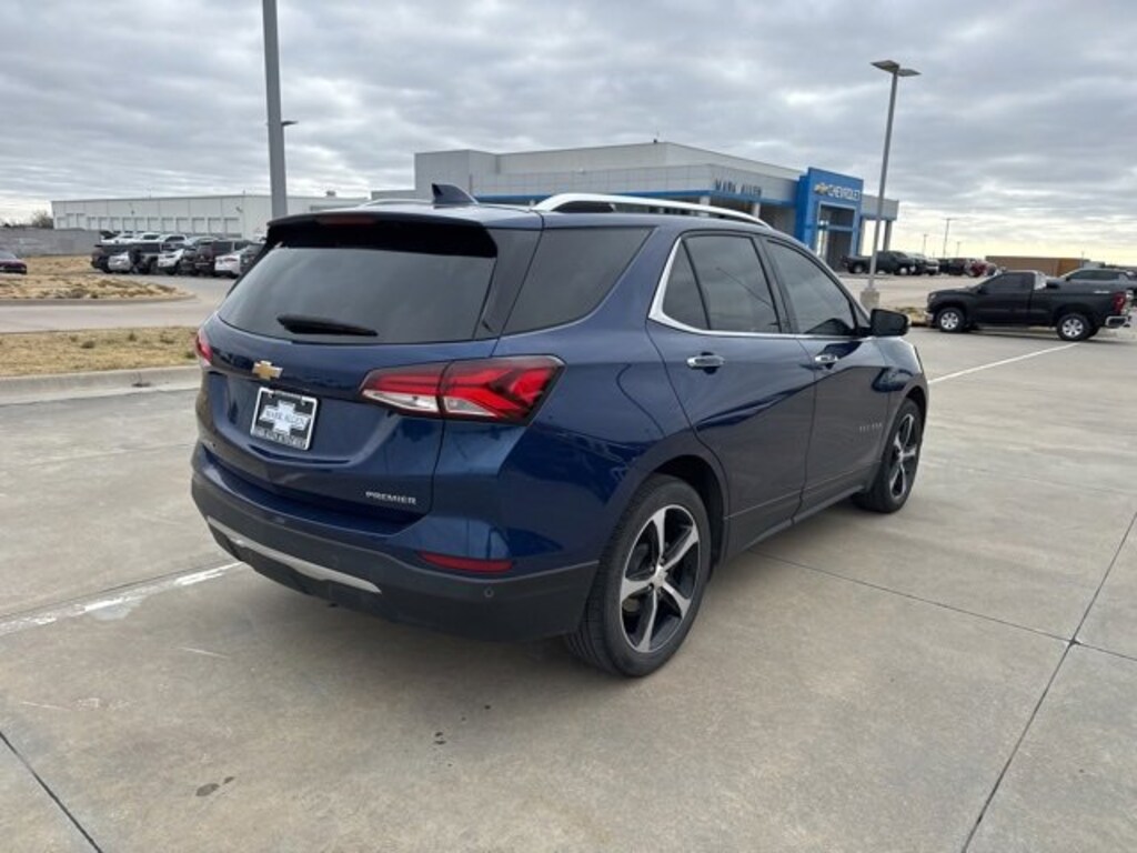 Used 2022 Chevrolet Equinox Premier SUV