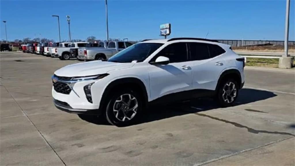 New 2026 Chevrolet Trax LT SUV