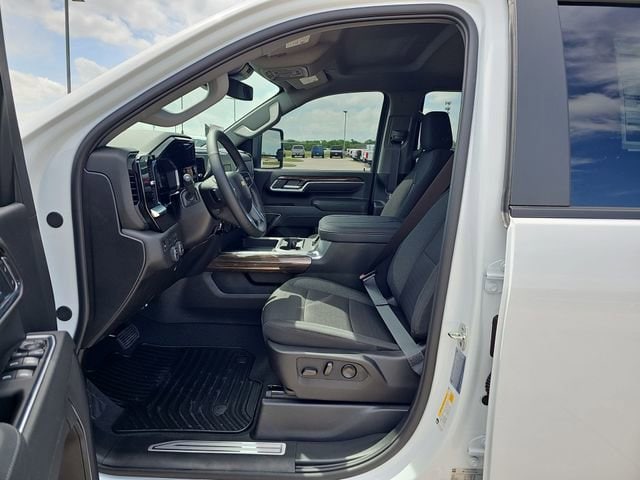 2026 Chevrolet Silverado 3500 HD LT - Photo 19