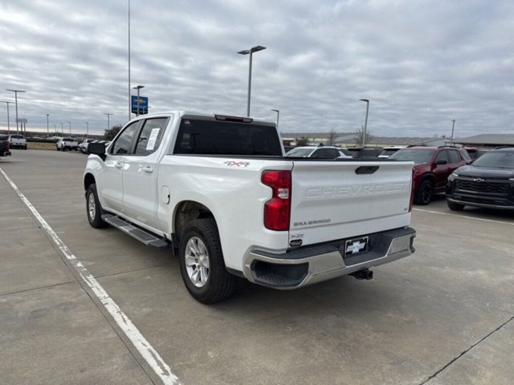 Used 2020 Chevrolet Silverado 1500 LT Truck Crew Cab