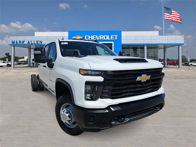 2026 Chevrolet Silverado 3500HD Work Truck's photo