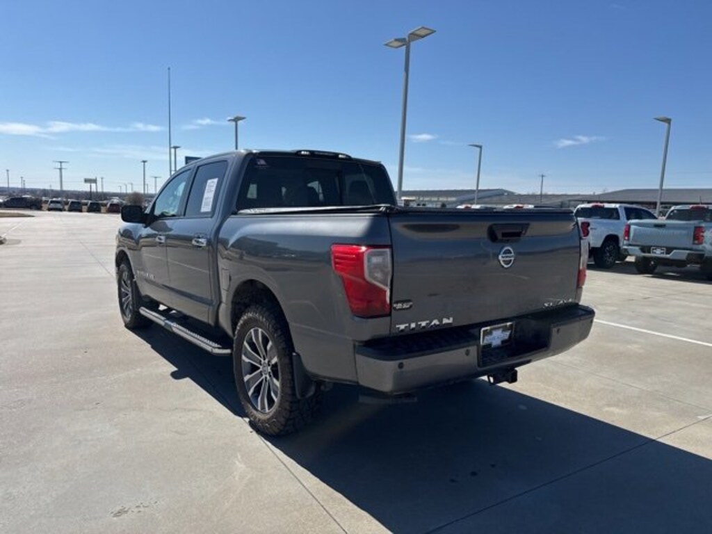 Used 2019 Nissan Titan SL Truck Crew Cab