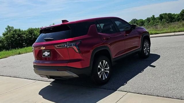 2026 Chevrolet Equinox LT - Photo 8