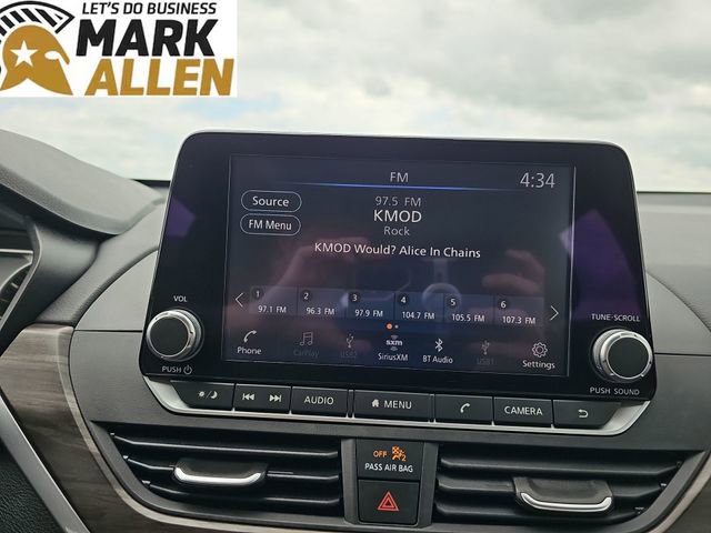 2025 Nissan Altima SV - Photo 13