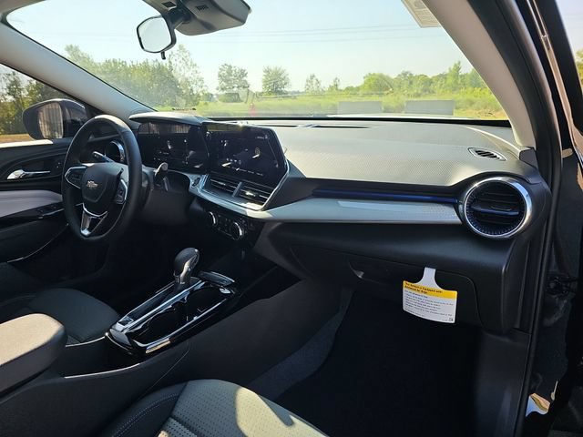 2026 Chevrolet Trax LT - Photo 28