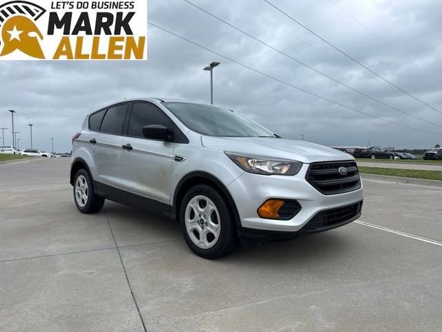 2019 Ford Escape S's photo