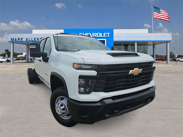 2026 Chevrolet Silverado 3500HD Work Truck's photo