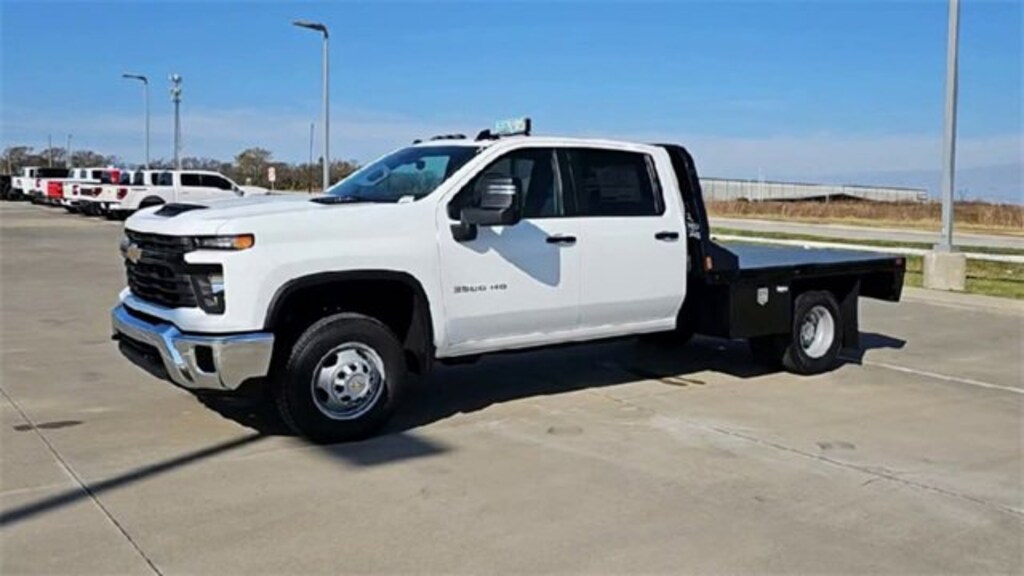 New 2025 Chevrolet Silverado 3500 HD Chassis Cab Work Truck Truck