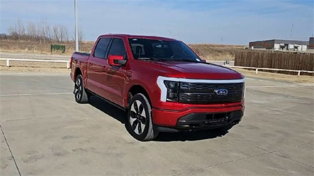 Used 2023 Ford F-150 Lightning Platinum with VIN 1FT6W1EV0PWG25413 for sale in Glenpool, OK