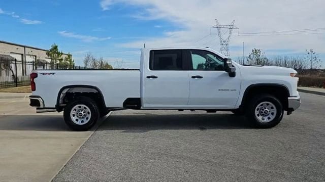 2026 Chevrolet Silverado 3500 HD Work Truck - Photo 9