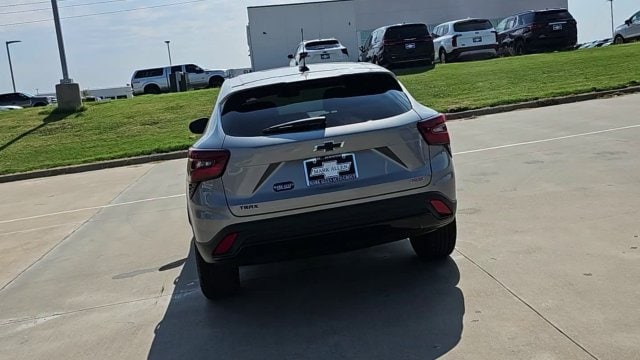 2026 Chevrolet Trax RS - Photo 7