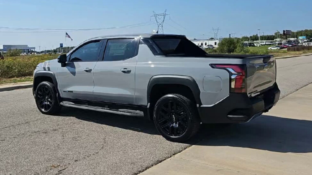 2026 Chevrolet Silverado EV LT - Photo 64