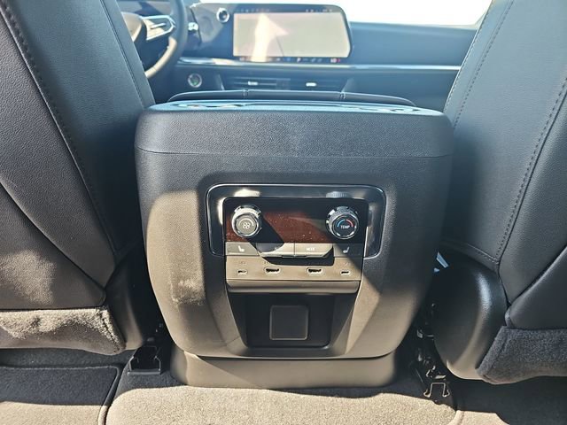 2025 Chevrolet Tahoe Premier - Photo 22