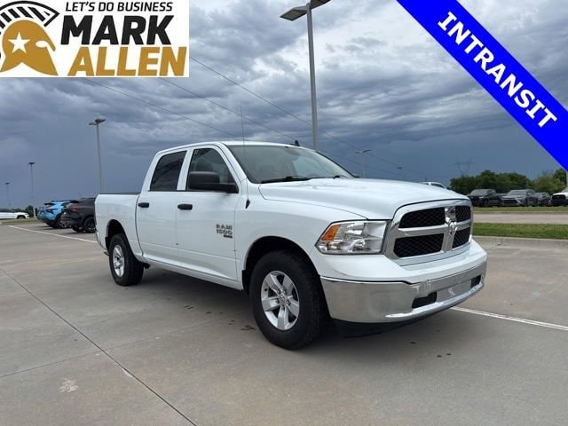 2023 RAM 1500 Classic SLT 4x4 Crew Cab 5'7's photo