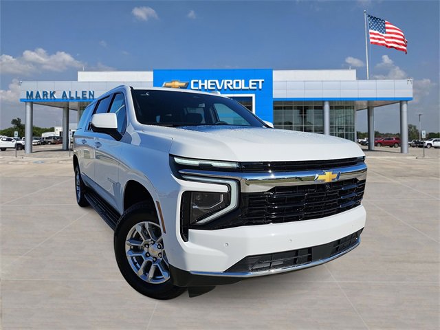 2026 Chevrolet Suburban LS's photo
