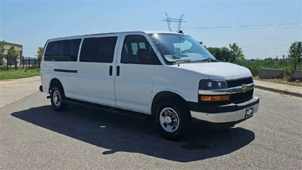 Used 2021 Chevrolet Express Passenger 3500 1LT Van Extended Passenger Van