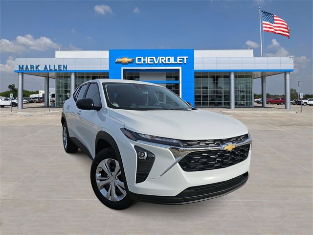 2026 Chevrolet Trax LS's photo