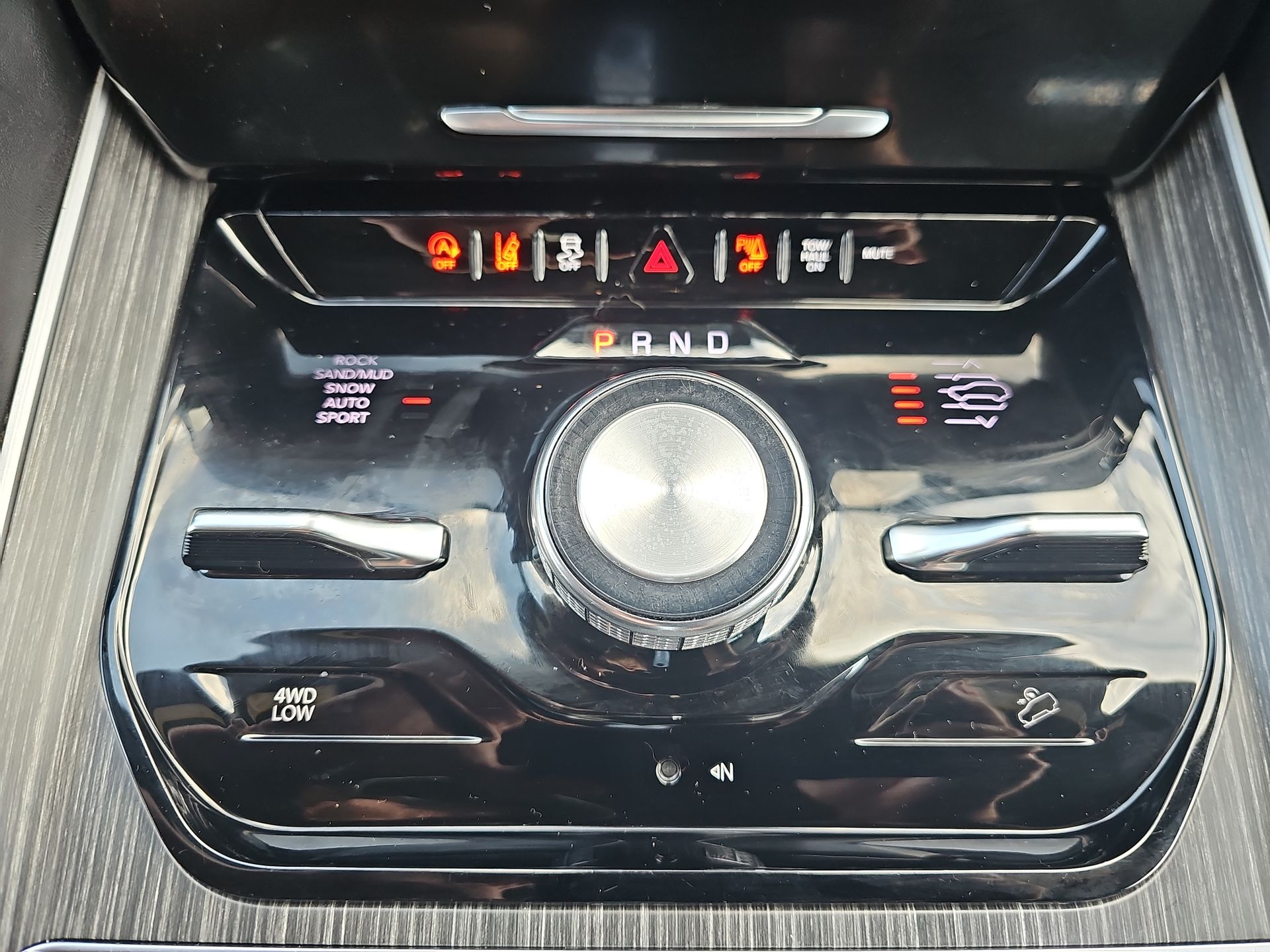 2023 Jeep Wagoneer Series III - Photo 51