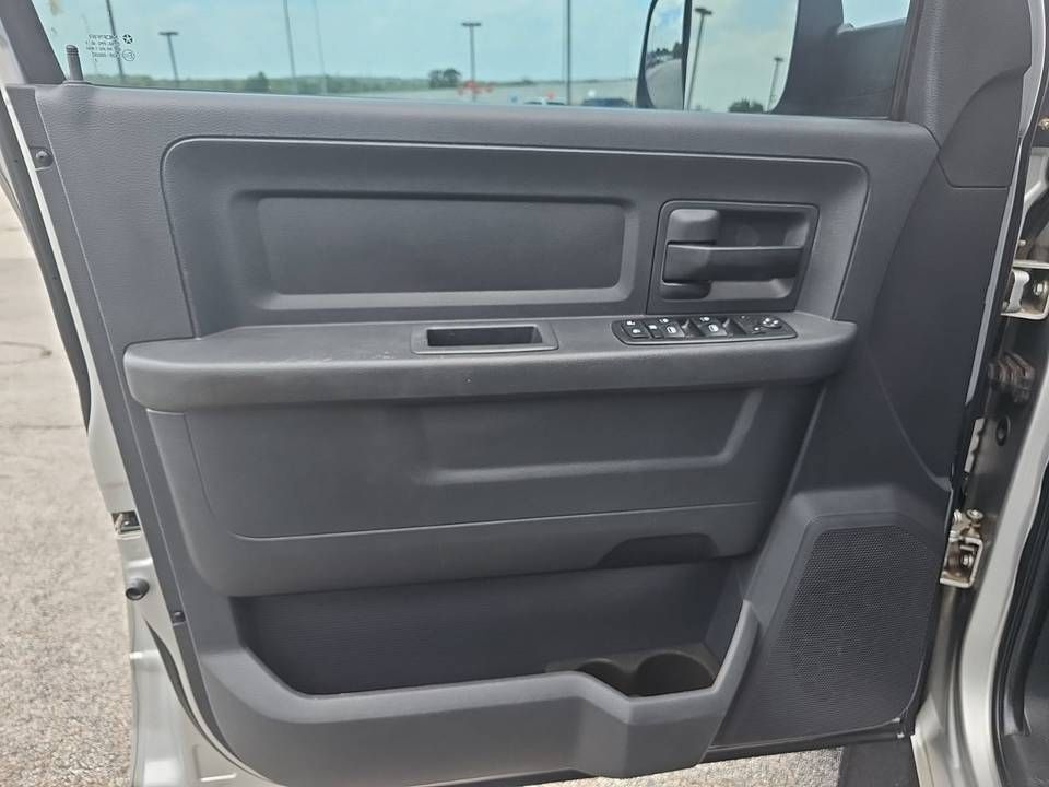 2011 RAM Ram 3500 Pickup ST - Photo 13